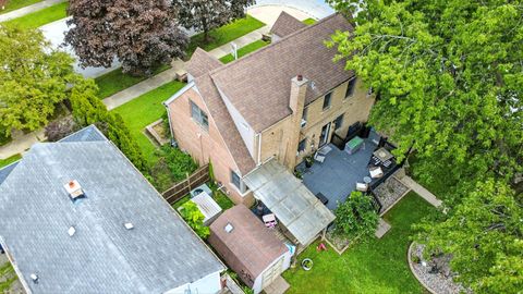 Tiny photo for 2701 97th Street, Evergreen Park, IL 60805 (MLS # 12484595)