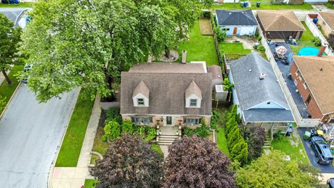 Tiny photo for 2701 97th Street, Evergreen Park, IL 60805 (MLS # 12484595)