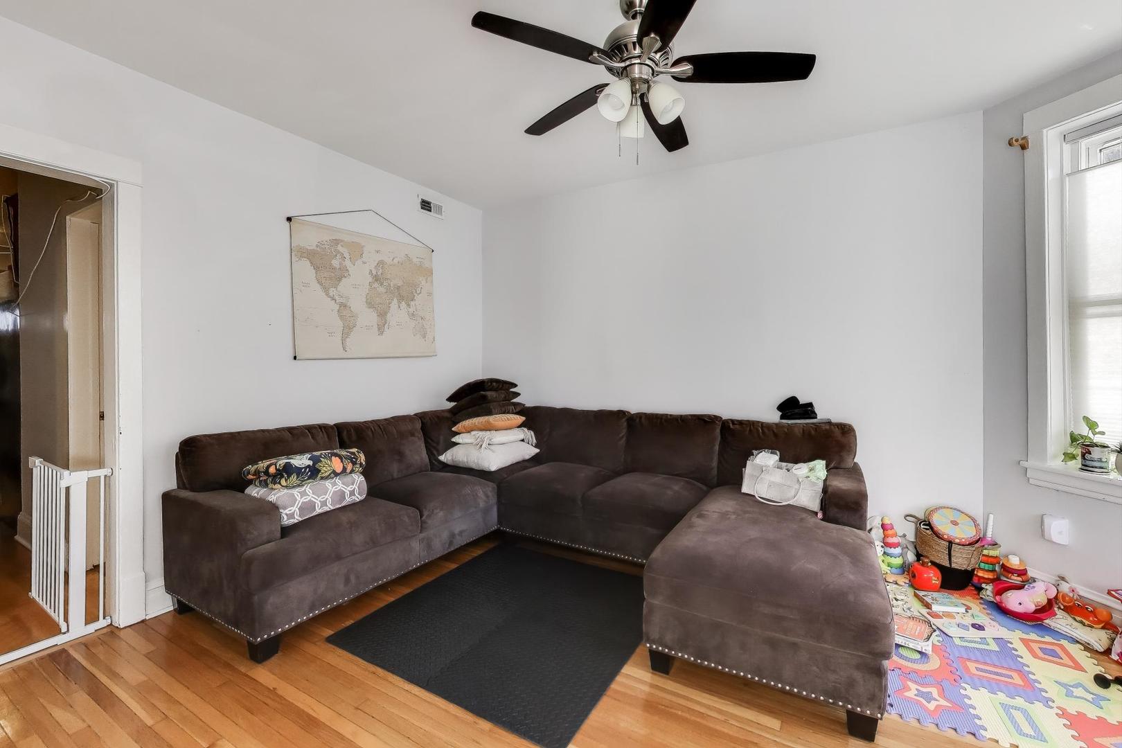 3513 N Western Avenue