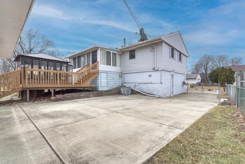 Tiny photo for 325 Hale Avenue, Romeoville, IL 60446 (MLS # 12583387)