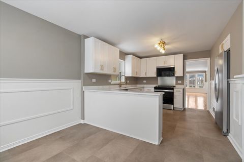 Tiny photo for 4536 W 100th Place, Oak Lawn, IL 60453 (MLS # 12595409)