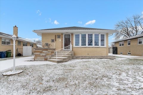 Tiny photo for 4536 W 100th Place, Oak Lawn, IL 60453 (MLS # 12595409)