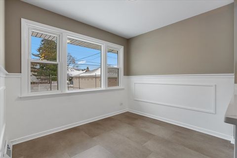 Tiny photo for 4536 W 100th Place, Oak Lawn, IL 60453 (MLS # 12595409)