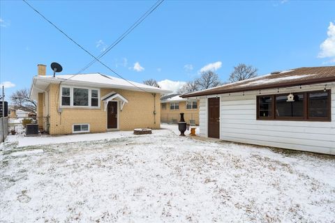Tiny photo for 4536 W 100th Place, Oak Lawn, IL 60453 (MLS # 12595409)