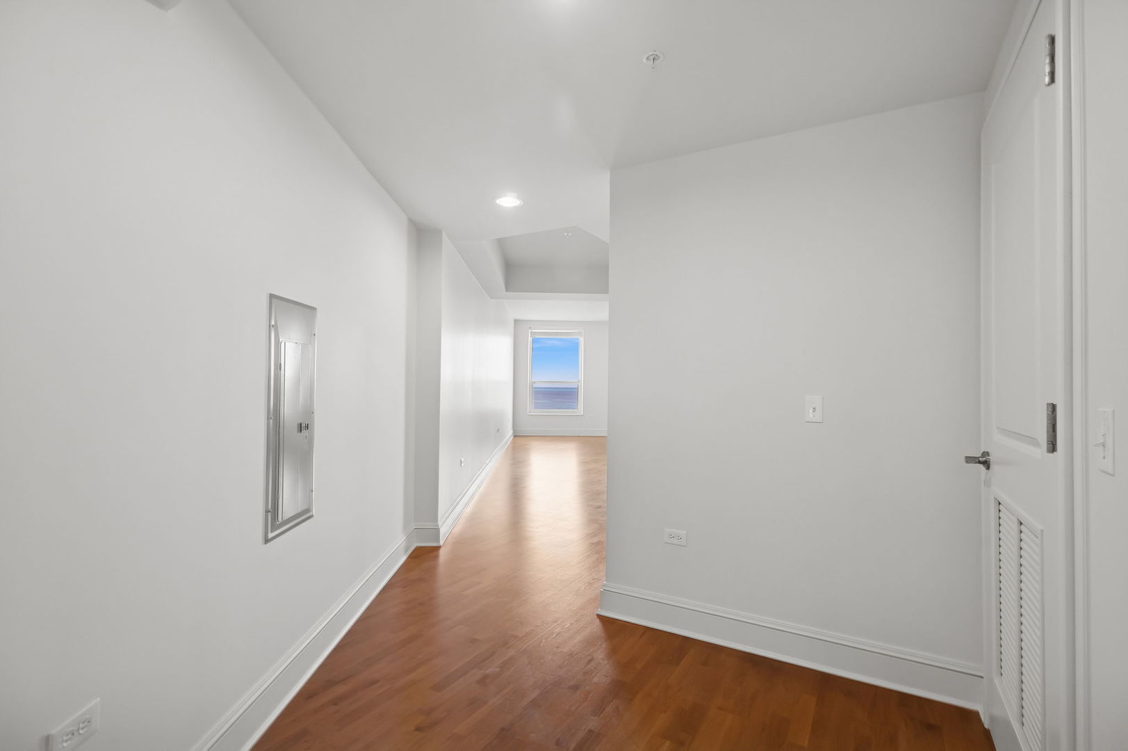 850 N Lake Shore Drive 1506
