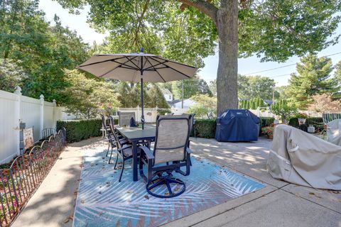 Tiny photo for 411 W 13th Street, Sterling, IL 61081 (MLS # 12487699)