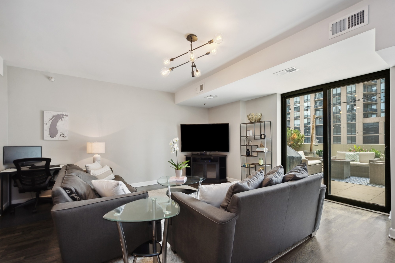 451 W HURON Street 509