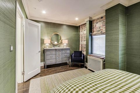 Tiny photo for 220 E Walton Place #5E, Chicago, IL 60611 (MLS # 12479625)