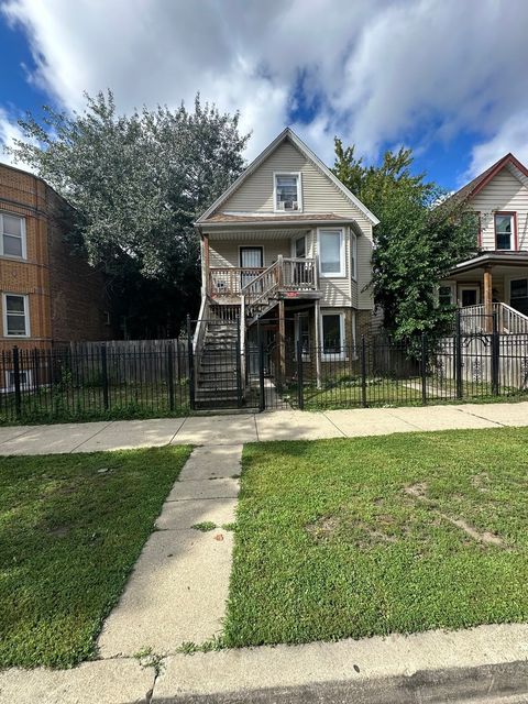 4224 W Thomas Street Chicago IL 60651