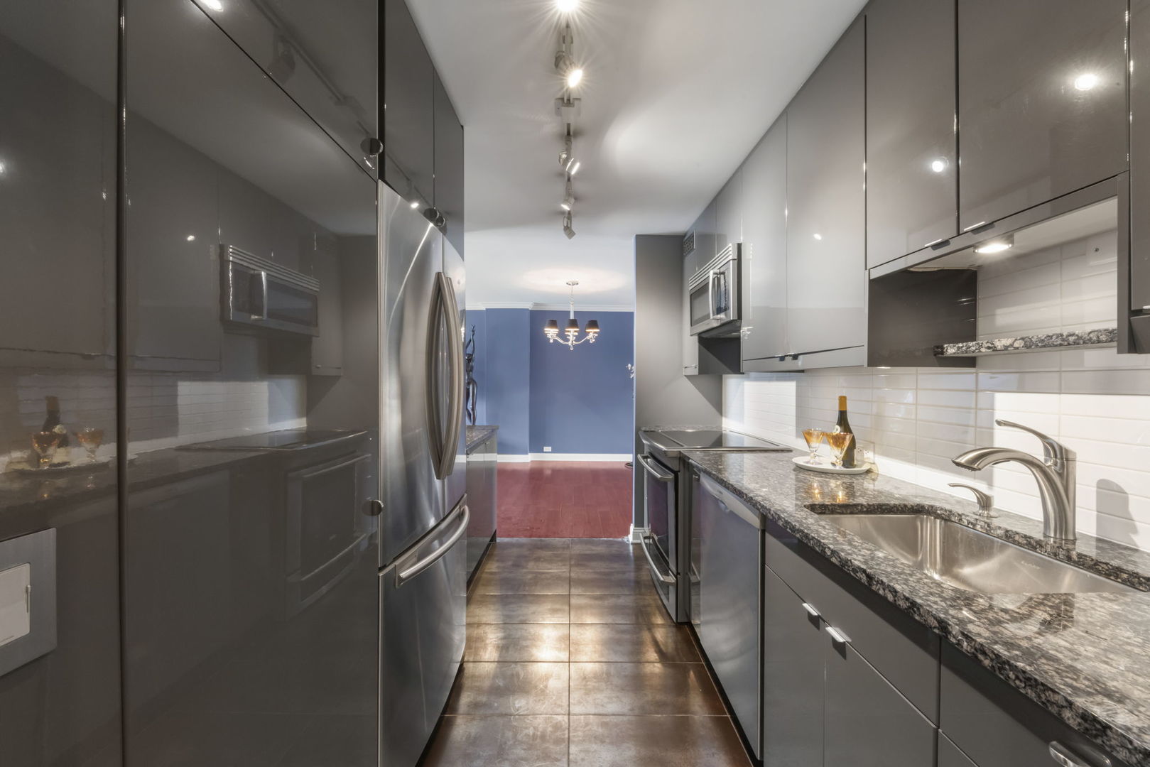 1555 N Sandburg Terrace 305K