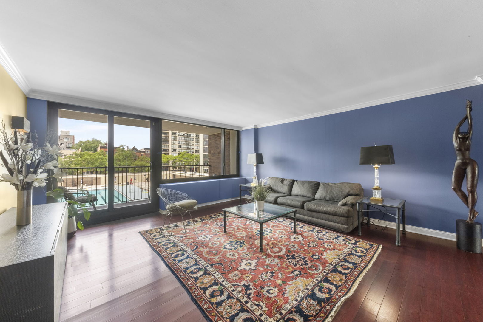 1555 N Sandburg Terrace 305K