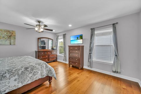 Tiny photo for 898 Lakestone Lane, Aurora, IL 60504 (MLS # 12491449)