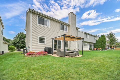 Tiny photo for 898 Lakestone Lane, Aurora, IL 60504 (MLS # 12491449)
