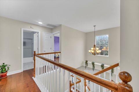 Tiny photo for 898 Lakestone Lane, Aurora, IL 60504 (MLS # 12491449)