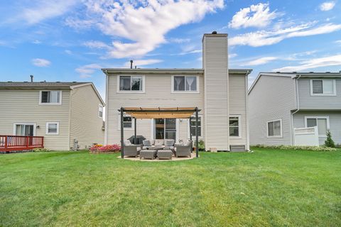Tiny photo for 898 Lakestone Lane, Aurora, IL 60504 (MLS # 12491449)