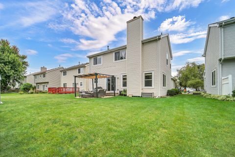 Tiny photo for 898 Lakestone Lane, Aurora, IL 60504 (MLS # 12491449)