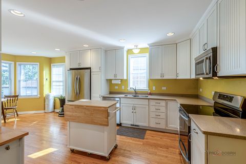 Tiny photo for Mount Prospect, IL 60056 (MLS # 12509301)