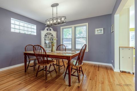 Tiny photo for Mount Prospect, IL 60056 (MLS # 12509301)