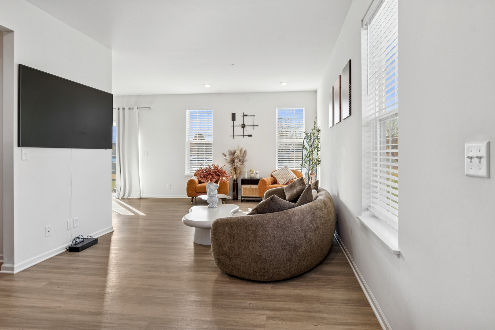 1110 Hawk Hollow Drive 0