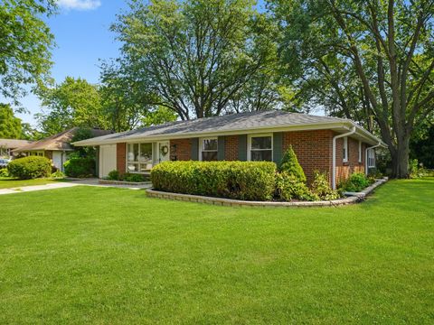 Tiny photo for 1403 Hampton Lane, Schaumburg, IL 60193 (MLS # 12489517)