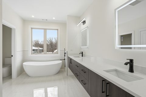 Tiny photo for 15966 S Crystal Creek Drive, Homer Glen, IL 60491 (MLS # 12584935)