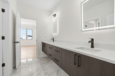 Tiny photo for 15966 S Crystal Creek Drive, Homer Glen, IL 60491 (MLS # 12584935)