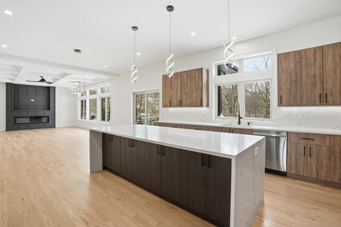 Tiny photo for 15966 S Crystal Creek Drive, Homer Glen, IL 60491 (MLS # 12584935)