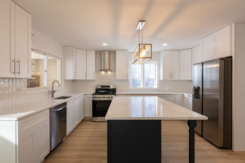 Tiny photo for 3437 Summerhill Drive, Woodridge, IL 60517 (MLS # 12526214)