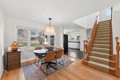 Tiny photo for 926 S Spring Avenue, La Grange, IL 60525 (MLS # 12556337)