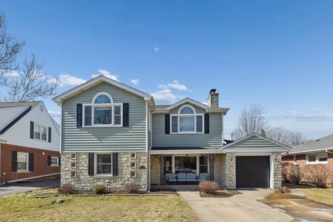 926 S Spring Avenue La Grange IL 60525