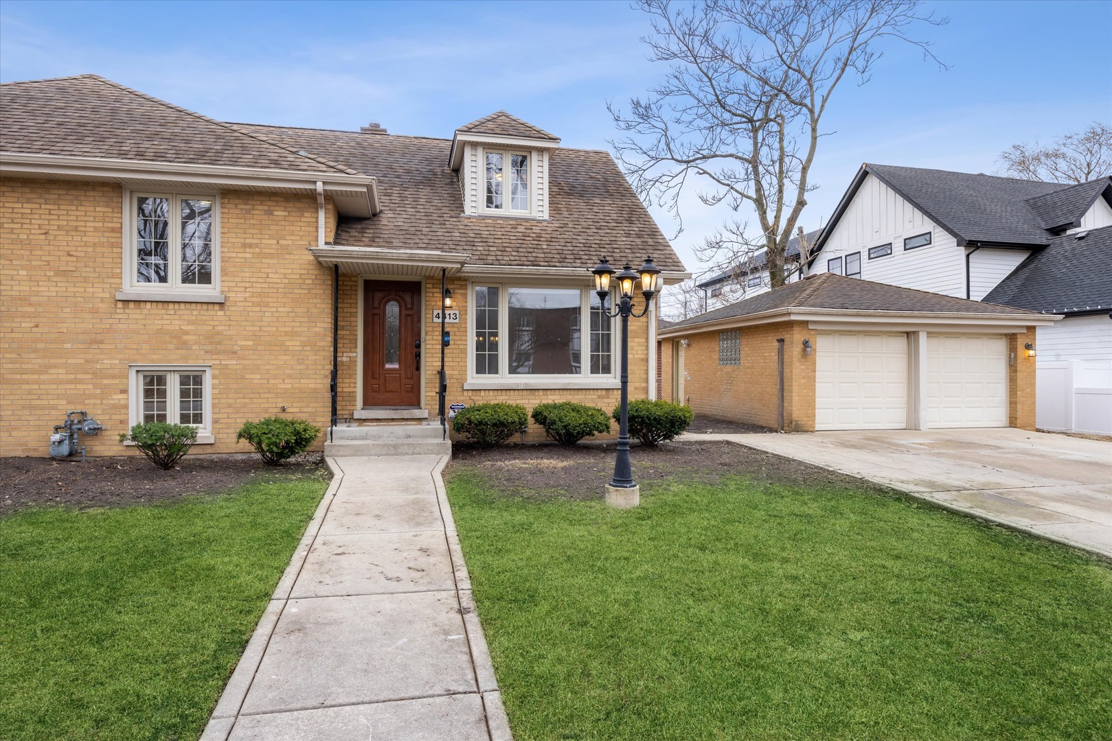 4413 Clausen Avenue 4413