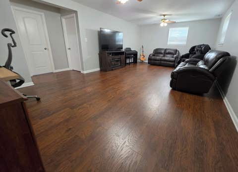 Tiny photo for 909 S Dryden Place, Arlington Heights, IL 60005 (MLS # 12703916)