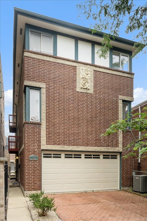 Photo of 1512 W DIVERSEY Parkway #A, Chicago, IL 60614 (MLS # 12768333)