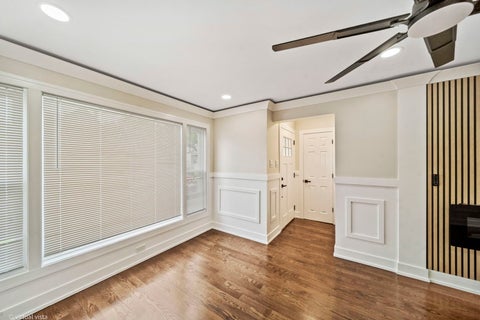 Tiny photo for 8219 S Muskegon Avenue, Chicago, IL 60617 (MLS # 12695730)