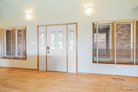 Tiny photo for 26002 S Cambridge Drive, Crete, IL 60417 (MLS # 12499014)