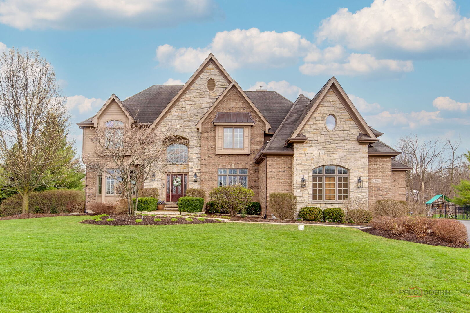 37W209 Deer Pond Court