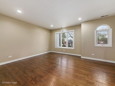 Tiny photo for 9506 Ozanam Avenue, Morton Grove, IL 60053 (MLS # 12626850)