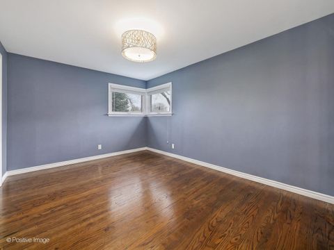 Tiny photo for 9506 Ozanam Avenue, Morton Grove, IL 60053 (MLS # 12626850)
