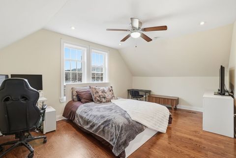 Tiny photo for 1942 W Fargo Avenue, Chicago, IL 60645 (MLS # 12586420)