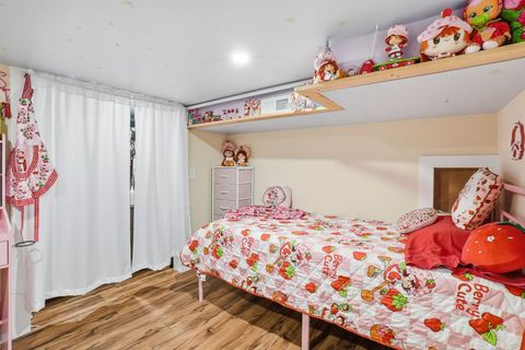 Tiny photo for 1942 W Fargo Avenue, Chicago, IL 60645 (MLS # 12586420)