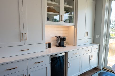 Tiny photo for 1572 Dempsey Drive, St. Charles, IL 60174 (MLS # 12486759)