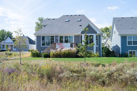 Tiny photo for 1572 Dempsey Drive, St. Charles, IL 60174 (MLS # 12486759)
