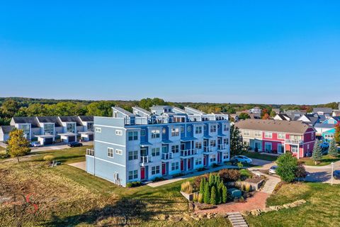 Tiny photo for 41 Waterside Way #D, Ottawa, IL 61350 (MLS # 12494712)