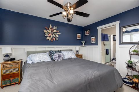 Tiny photo for 41 Waterside Way #D, Ottawa, IL 61350 (MLS # 12494712)