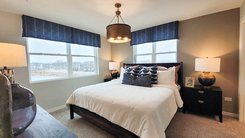 Tiny photo for 2222 Lakeshore Drive, Schaumburg, IL 60173 (MLS # 12605835)