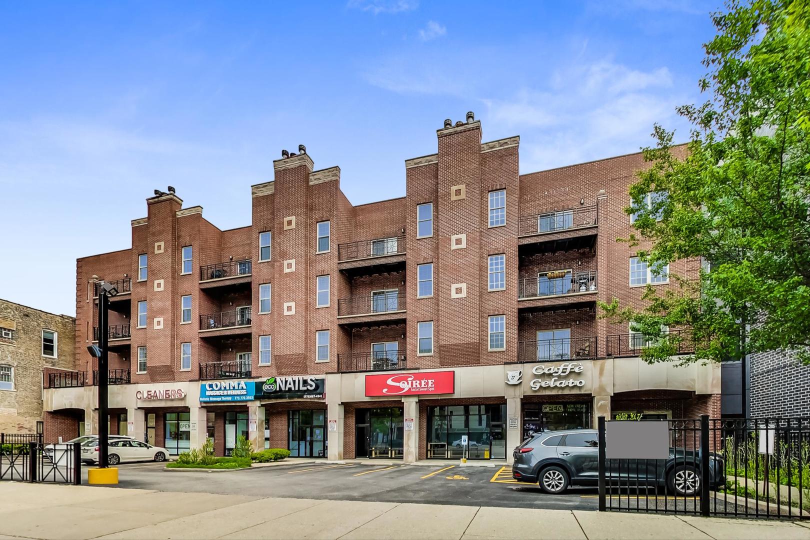 2032 W Division Street 201N