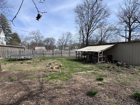 Tiny photo for 325 W Porter Street, Salem, IL 62881 (MLS # 12599500)