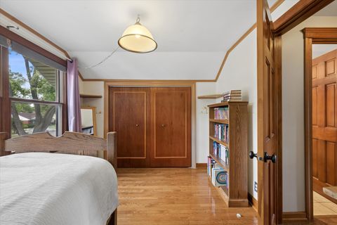 Tiny photo for 207 N Main Street, Mount Prospect, IL 60056 (MLS # 12680936)