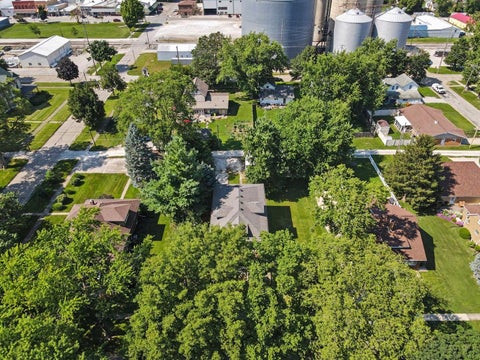 Tiny photo for 304 E Elm Street, Fairbury, IL 61739 (MLS # 12705401)