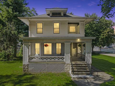Photo of 304 E Elm Street, Fairbury, IL 61739 (MLS # 12705401)